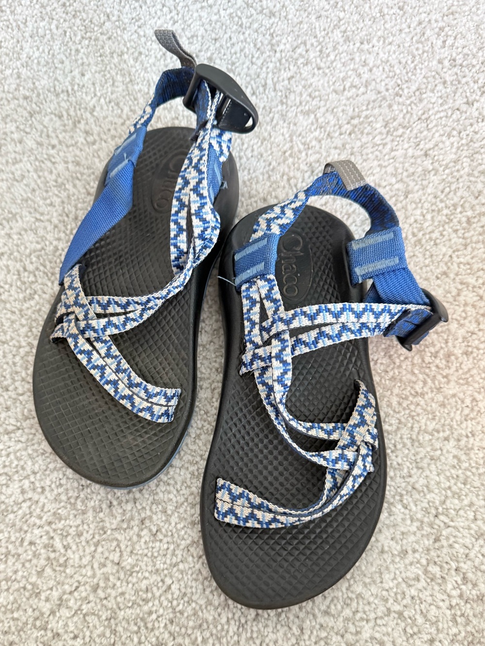 Chaco Blue White Patterned Webbing Sport Sandals